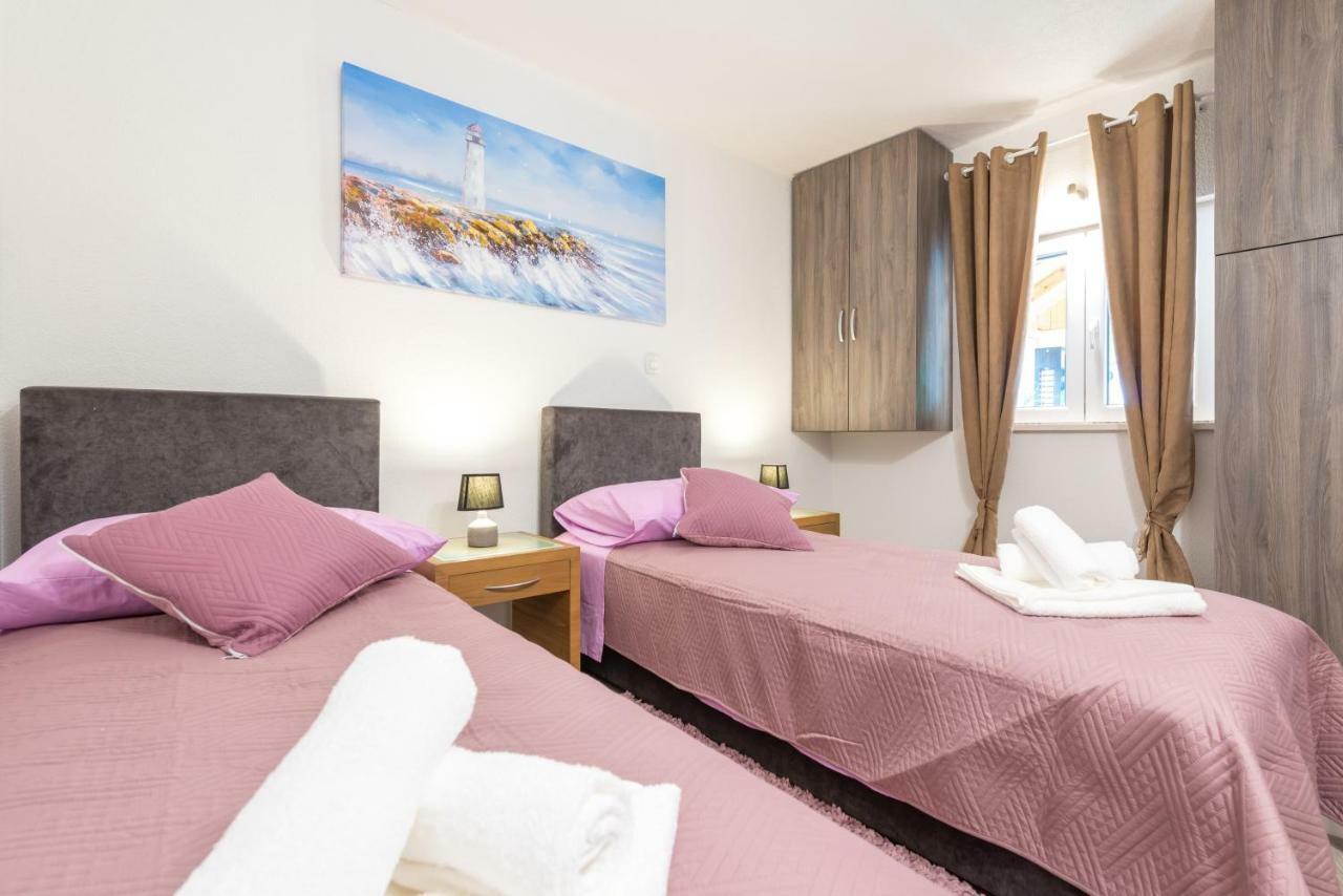 Tranquility And Nature In 4 Bedroom With Sea View Mokošica Eksteriør bilde