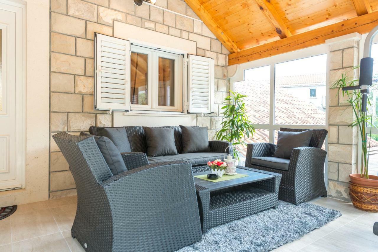 Tranquility And Nature In 4 Bedroom With Sea View Mokošica Eksteriør bilde