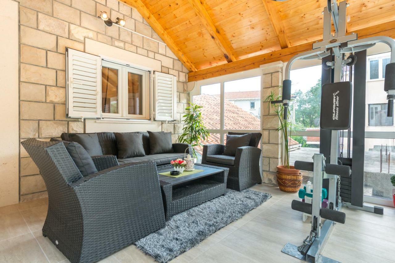 Tranquility And Nature In 4 Bedroom With Sea View Mokošica Eksteriør bilde