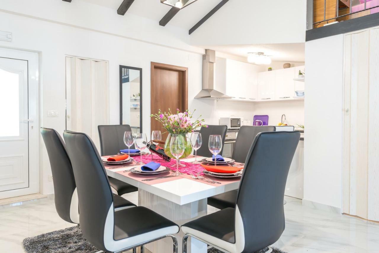 Tranquility And Nature In 4 Bedroom With Sea View Mokošica Eksteriør bilde